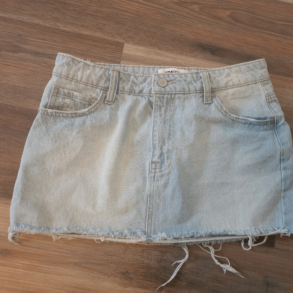 Jean skirt size 27